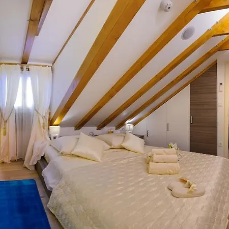 阿提卡斯公寓 公寓