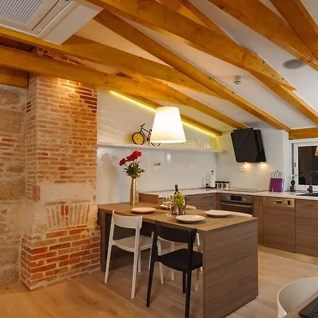 阿提卡斯公寓 公寓