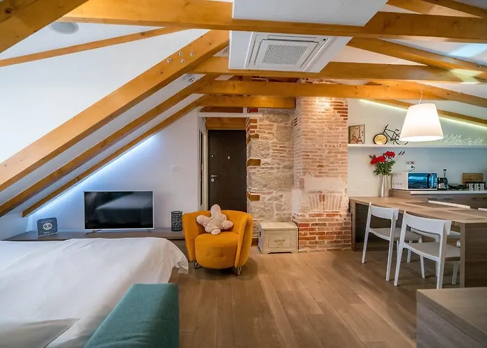 阿提卡斯公寓 * 斯普利特