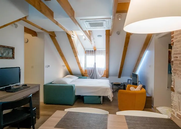 公寓 阿提卡斯公寓